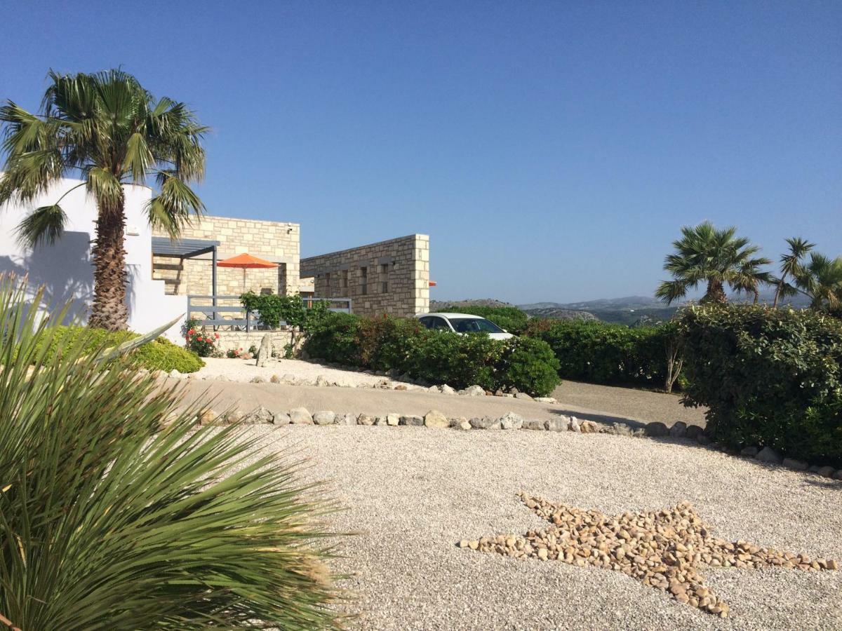 Villa Ypsilon Karotí Exterior foto