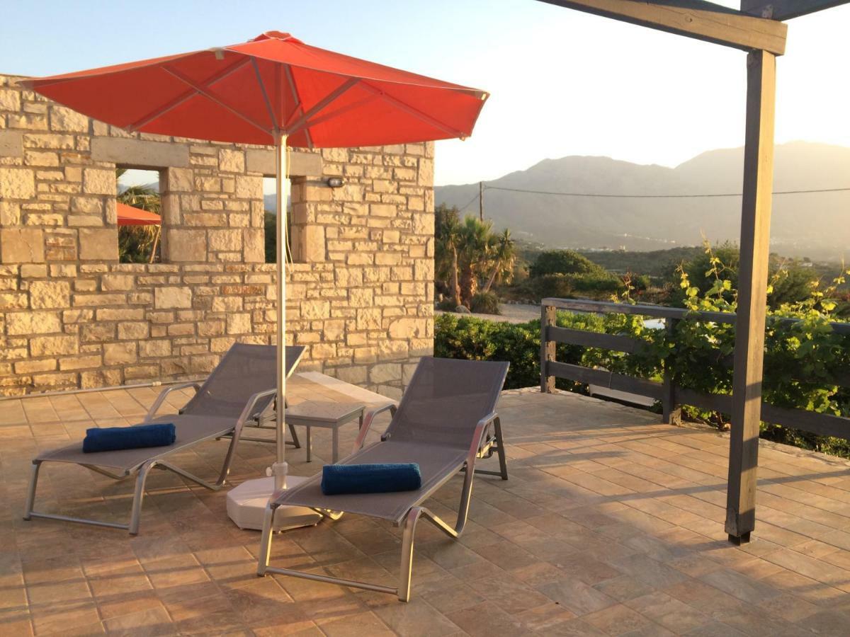 Villa Ypsilon Karotí Exterior foto
