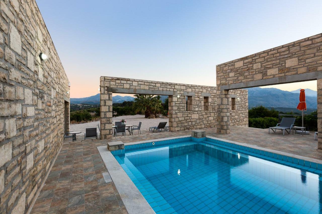 Villa Ypsilon Karotí Exterior foto