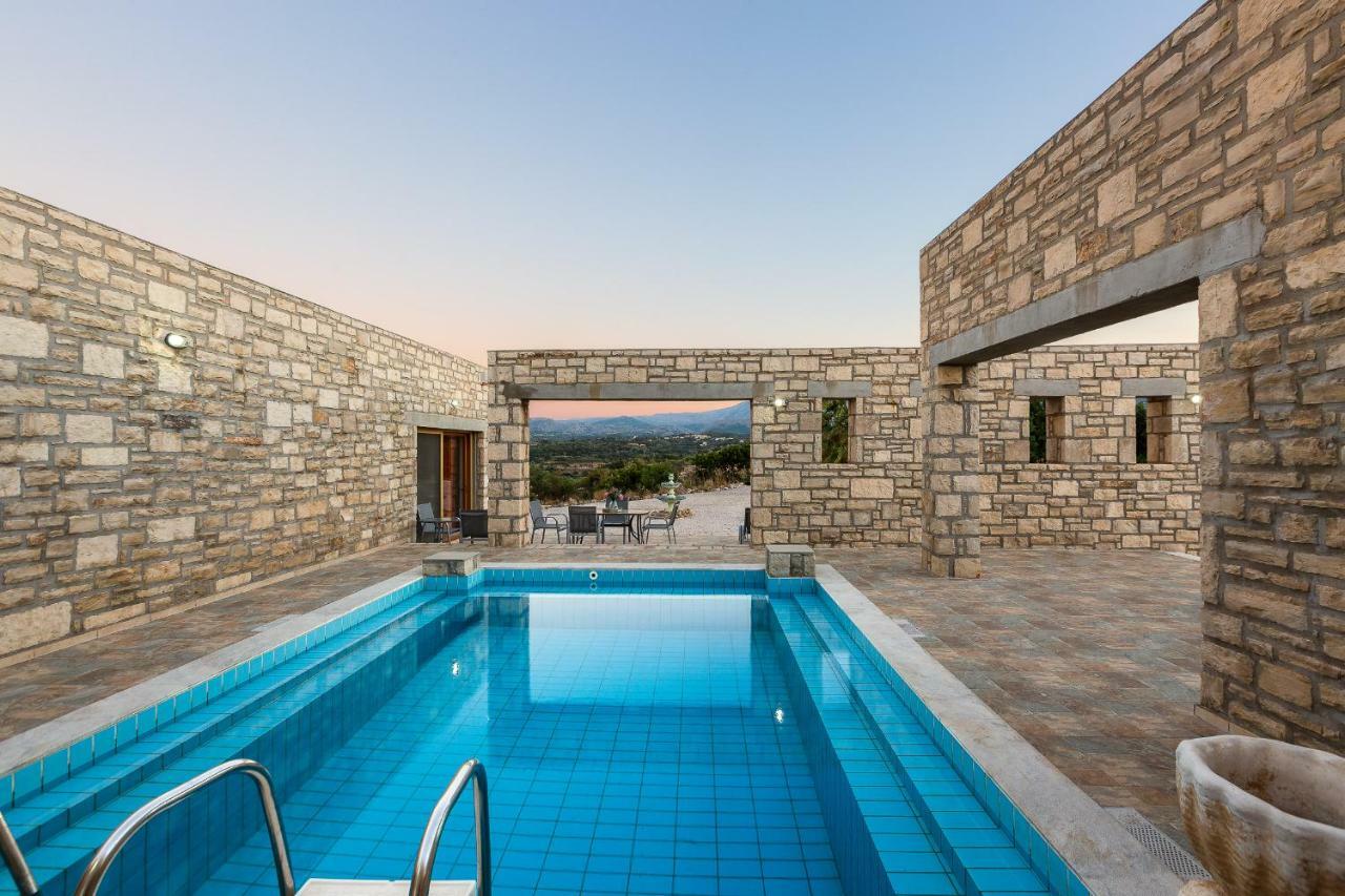 Villa Ypsilon Karotí Exterior foto