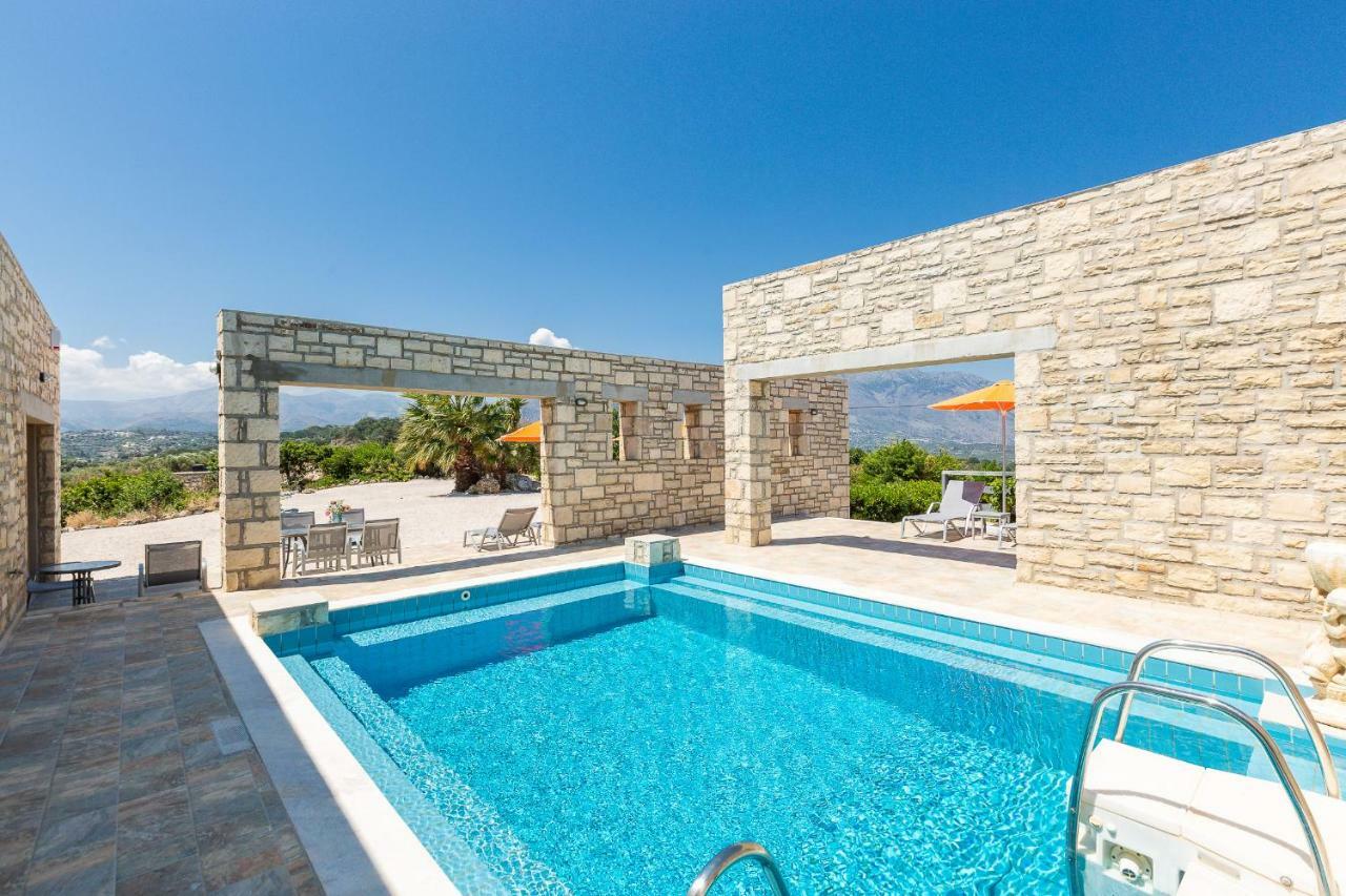 Villa Ypsilon Karotí Exterior foto
